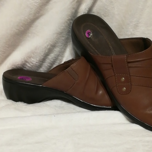 Clarks slip on mules - Picture 3 of 6